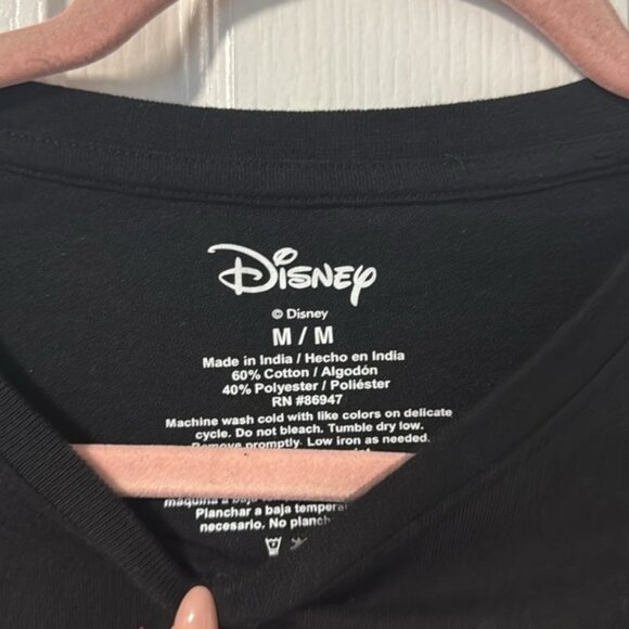 Men s size medium Halloween Disney Mickey and Minnie short sleeve - Picture 3 of 4